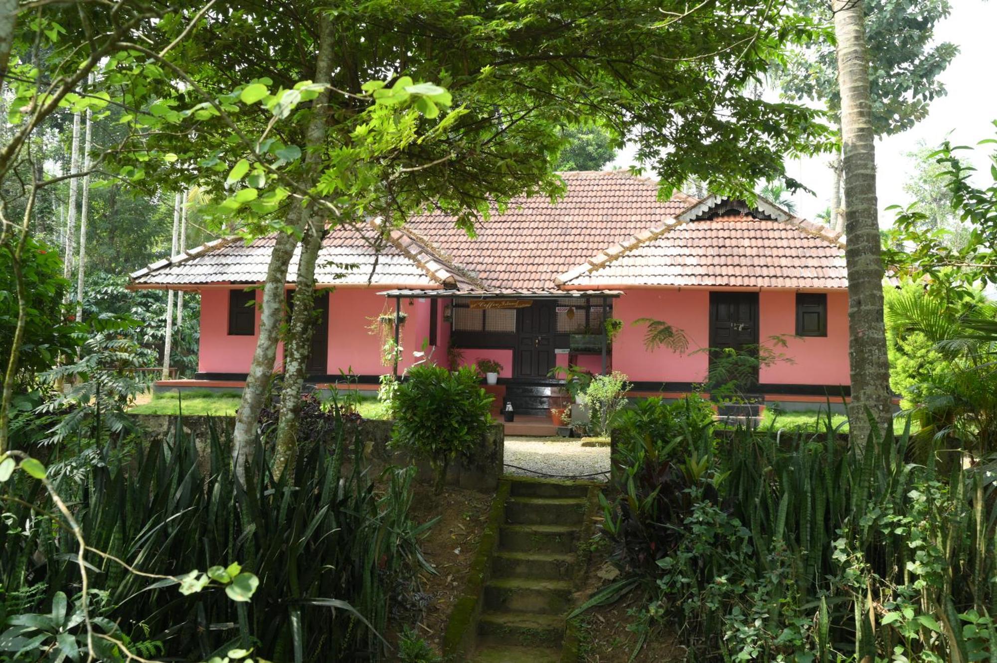Coffee Island Resort Kaniyāmbetta Dış mekan fotoğraf